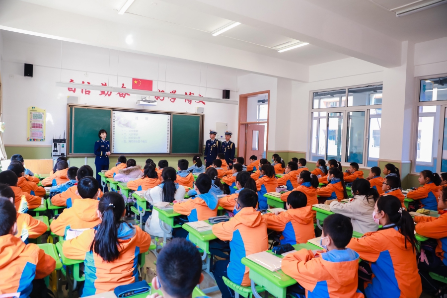 开学第一课2(8452435)-20210303140823(1).jpg