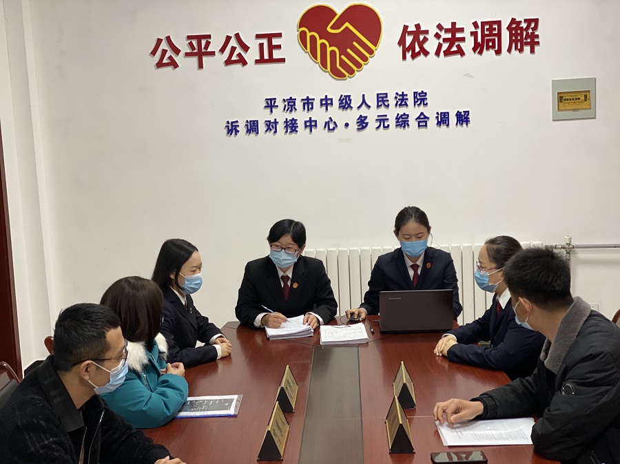 （Y，文_图）《心怀公平秤 温暖群众心—优秀法官宫在霞.jpg