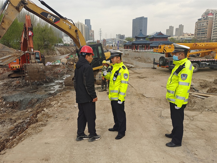 Ｙ施工工地安全宣传(8723559)-20210408210414.jpg