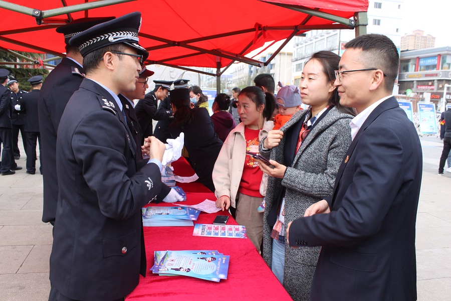 （Y，配图，让电信诈骗的伎俩无处下手）西(8875568)-20210429115941.jpg