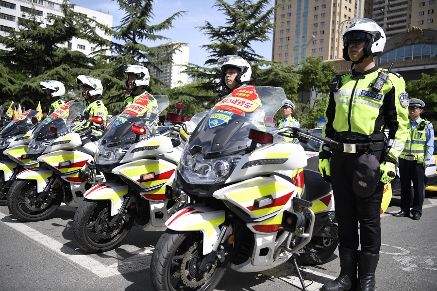 “高考直通车”启动(9162359)-20210604110340