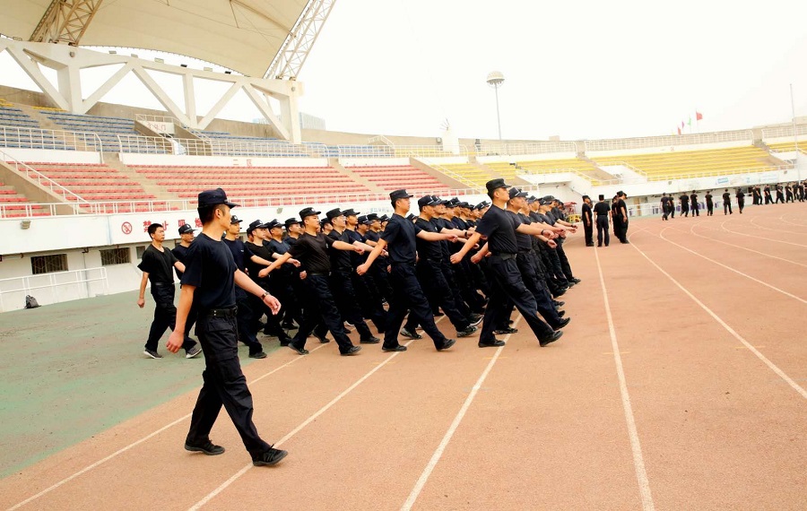 （y，文_图）《三伏天里练精兵 厉兵秣马(9658554)-20210804153325_ABC看图
