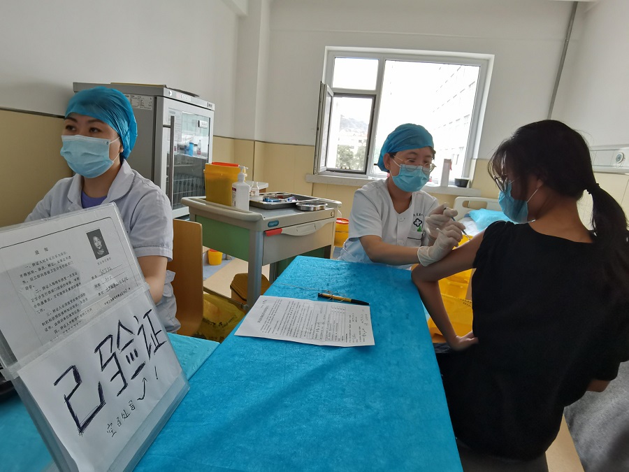 十二岁以上青少年接种(9734541)-20210813103849_极速看图