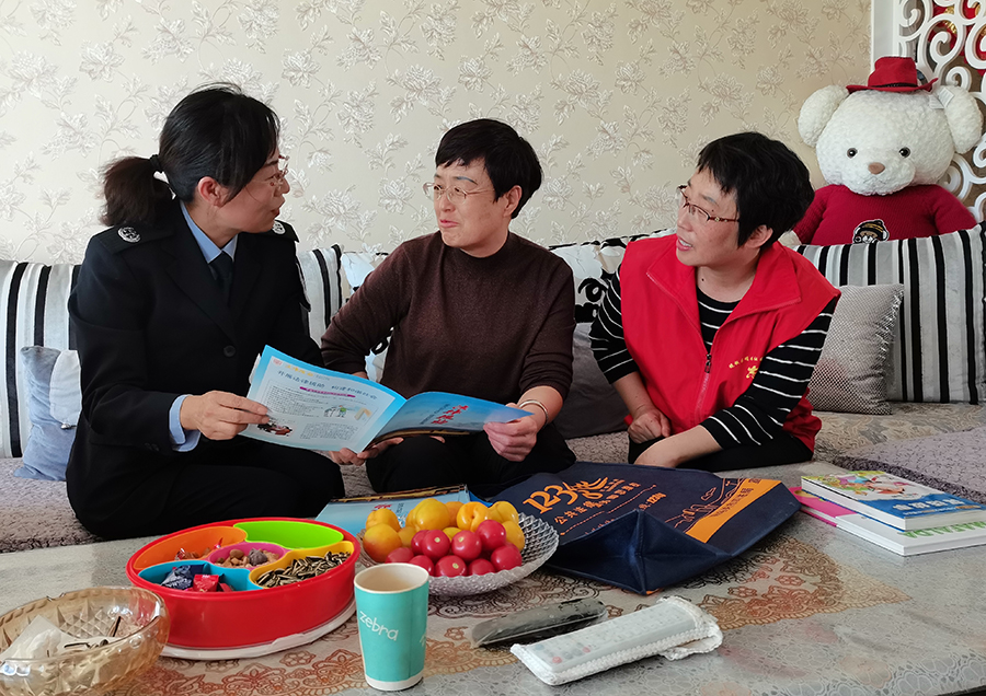 y送法上门，法治宣传进家庭(9900083)-20210905205221