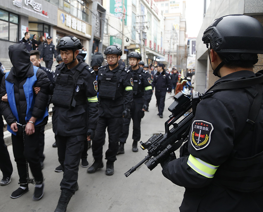 2019年2月25日，兰州警方押解“2•