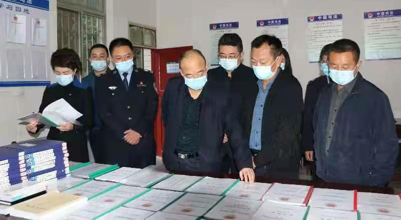 四2