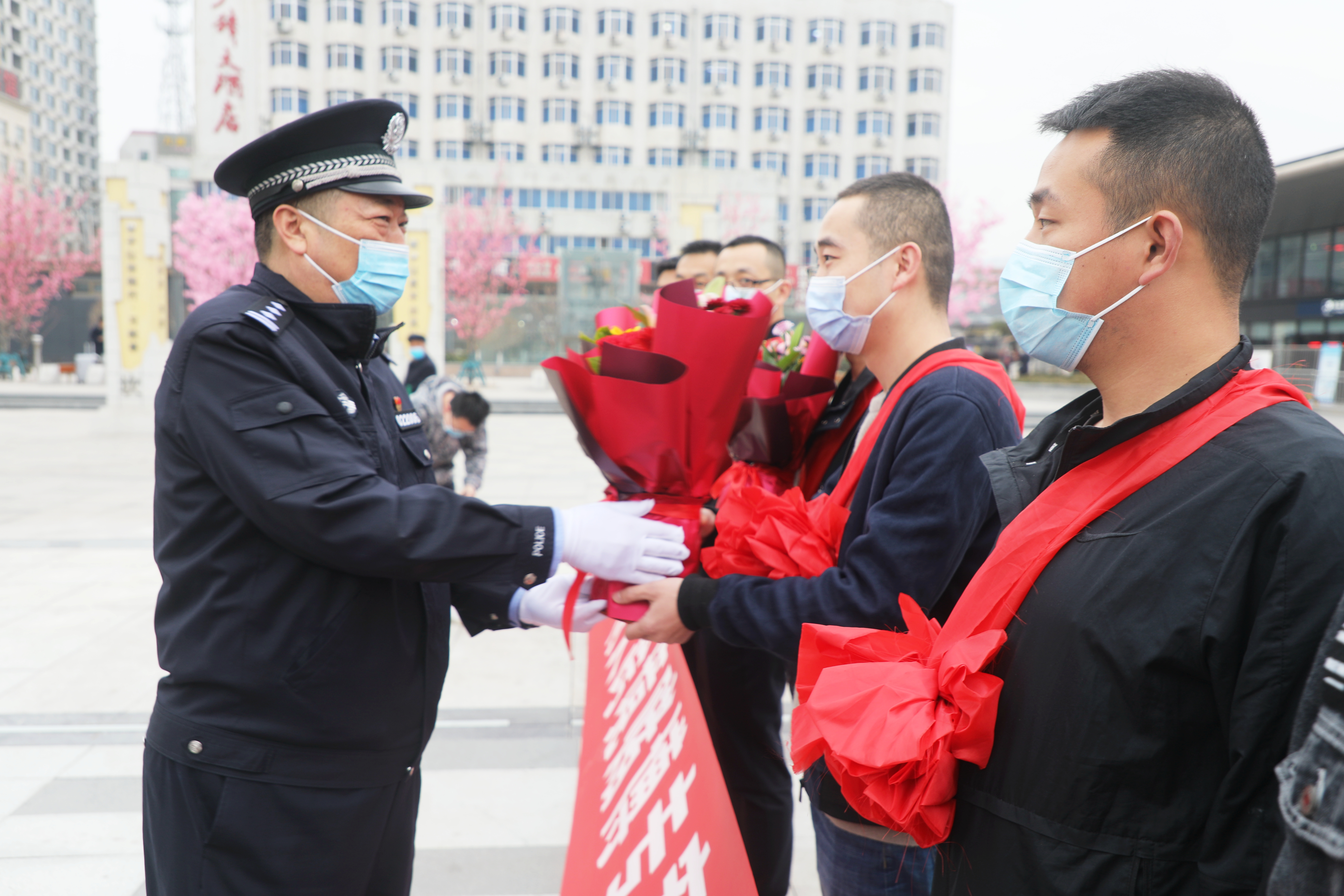 qYE（配图）天水警方破获特大跨境网络赌(11744511)-20220313173030