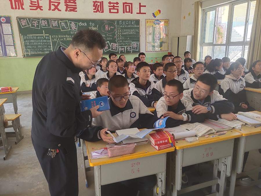 （Y，配图）陇西开展禁毒流动课堂宣讲活动(13088353)-20220512145354