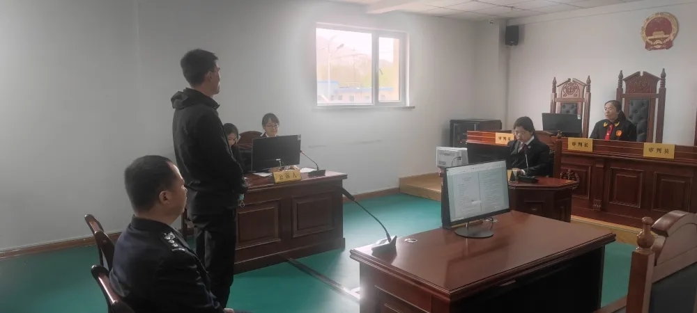 (qYE 图配文）案件30分钟快速宣判(13249075)-20220515170729