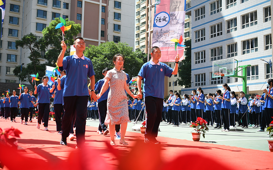 （AQEY）图片新闻：兰州市第八中学举行(14133959)-20220615083218