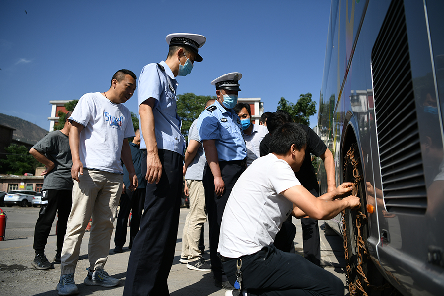 （wqEY）图片新闻1：安全生产月宣传(14185026)-20220616214454