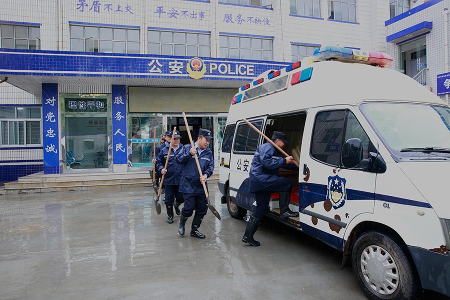 （AQYE）（配图、发网站）庆阳公安在暴(14859964)-20220712141519