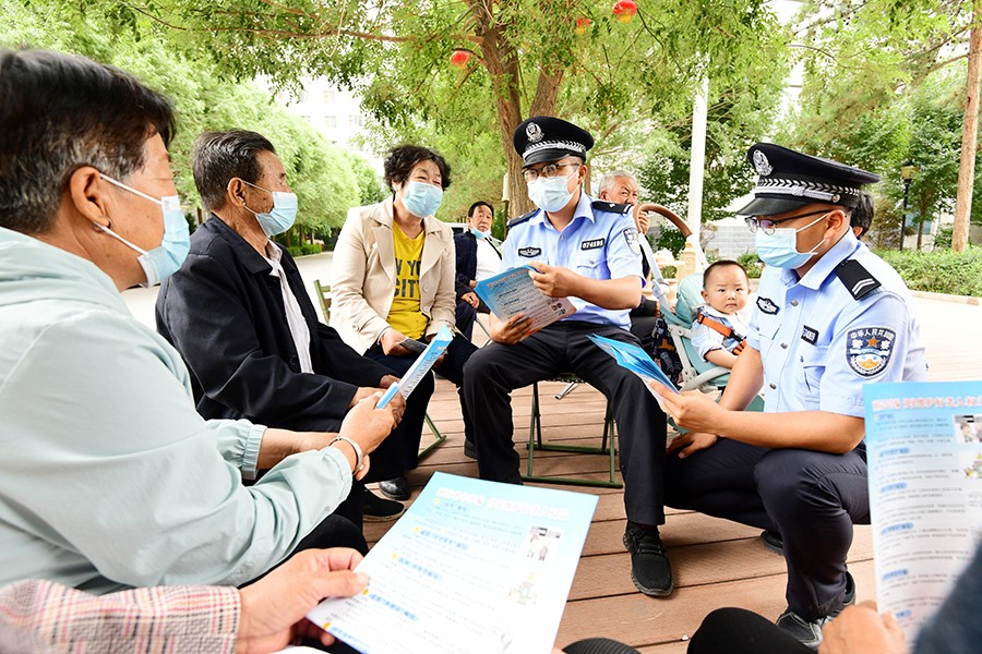 （wAqEY，图片新闻）防范养老诈骗宣传(15196957)-20220727154008