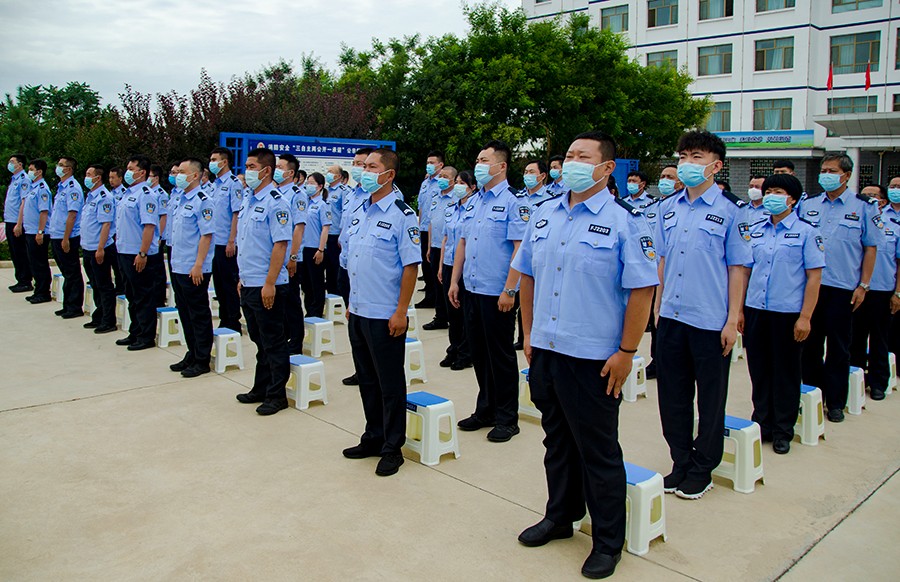 （qYE 大墙内外474期  组图6）实(15463752)-20220809220559