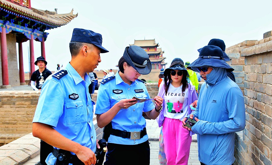 （配图）为钢城经济社会发展提供坚实法治保(16158946)-20220914112902