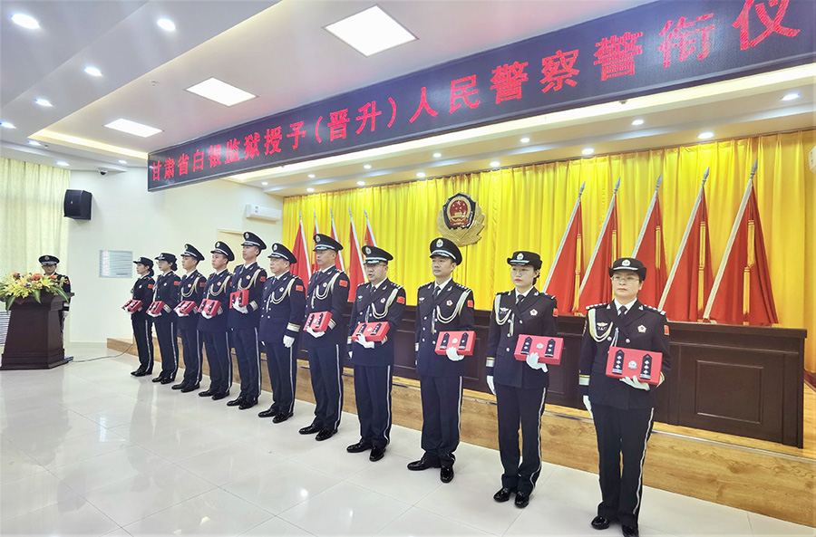 E(通版 彩色 4)逆境奋起开新局  勇(16343772)-20220929212230 E(通版 彩色 4)逆境奋起开新局  勇(16343772)-20220929212230