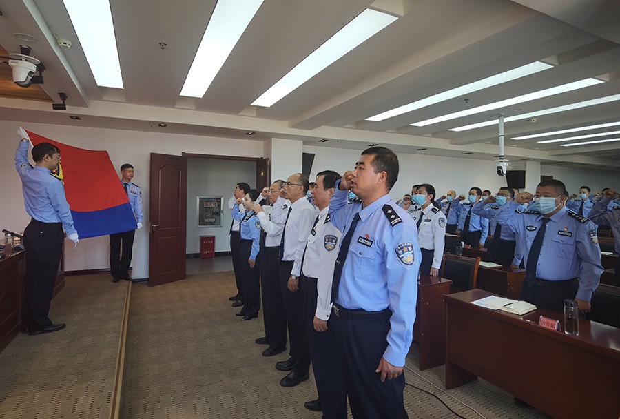 （AQYe，司法周刊581期 组图）汗水(16517531)-20221008170502
