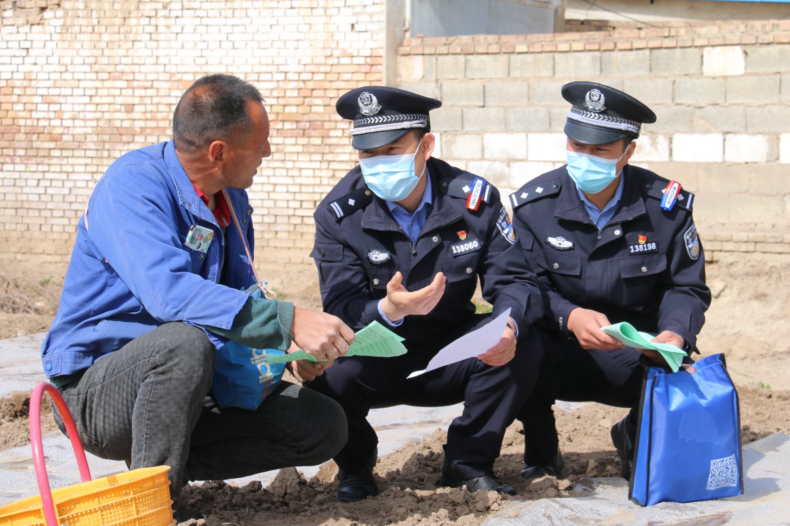 （AqEY）（配图，“我们这十年”）深耕(16861183)-20221014155902