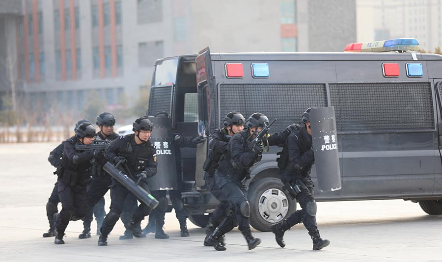 （WAqEY，配图）武威公安：铸魂砺剑写(17393258)-20221022215553