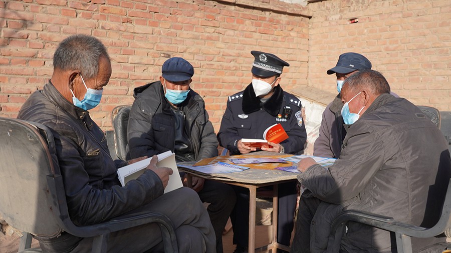 （wAQEY 图片新闻）白银公安民警宣讲(18680755)-20221216214205