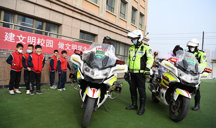 （WAqEY图片新闻）护航平安开学季(20182180)-20230218215850