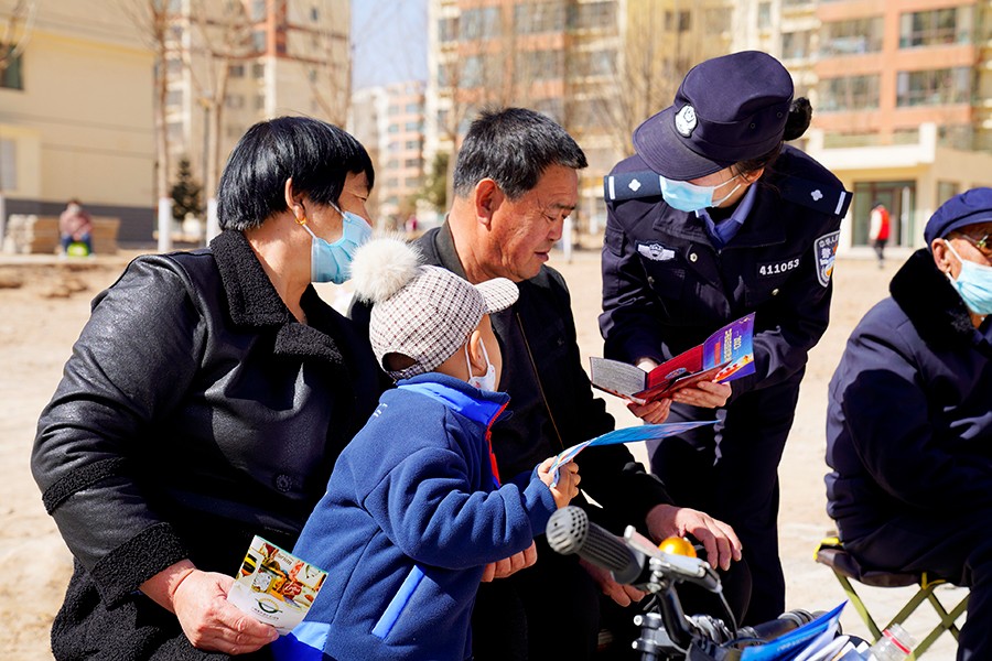 （wAQeY，配图3）传承雷锋精神 弘扬(20683144)-20230307000540