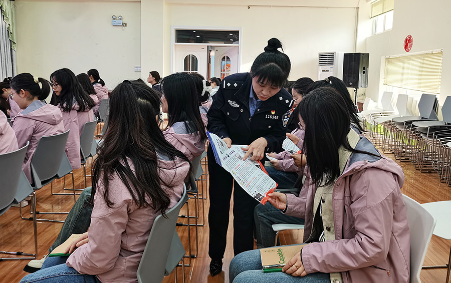 （WAQEY 图片新闻）护苗安校  与法(21184764)-20230319204759