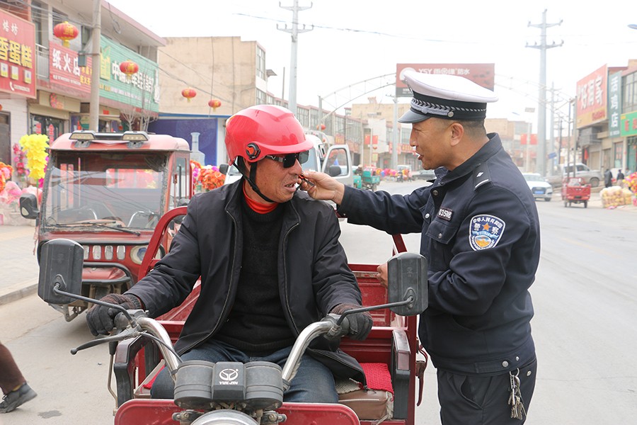 （wAQEY配图）临洮公安交警开展交通安(21415549)-20230328181354