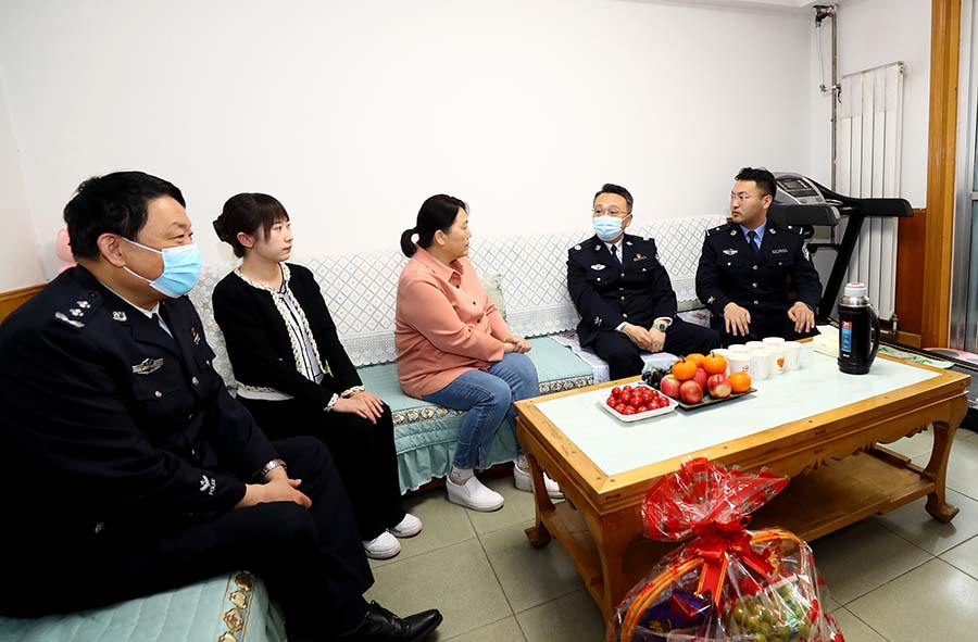 （QYE 配图5）缅怀英烈寄哀思 不负忠(21563035)-20230402222215