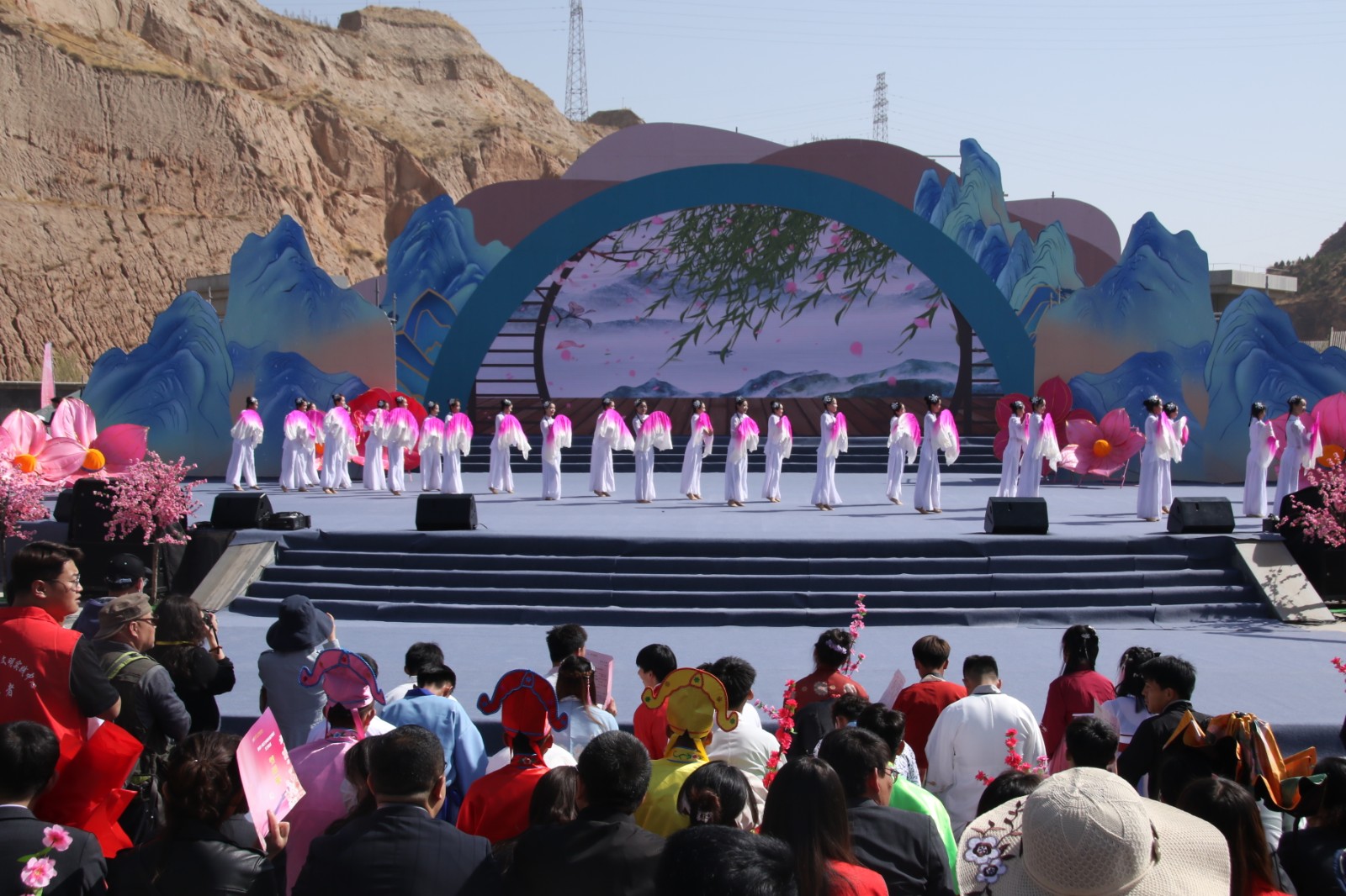 （WAqYE 图片新闻）安宁桃花会(21878588)-20230417110538