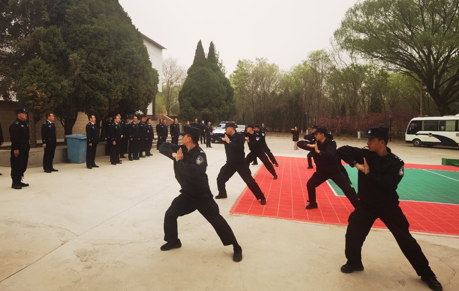 （AqEY,司法周刊612期 组图1）深(22065104)-20230424152304