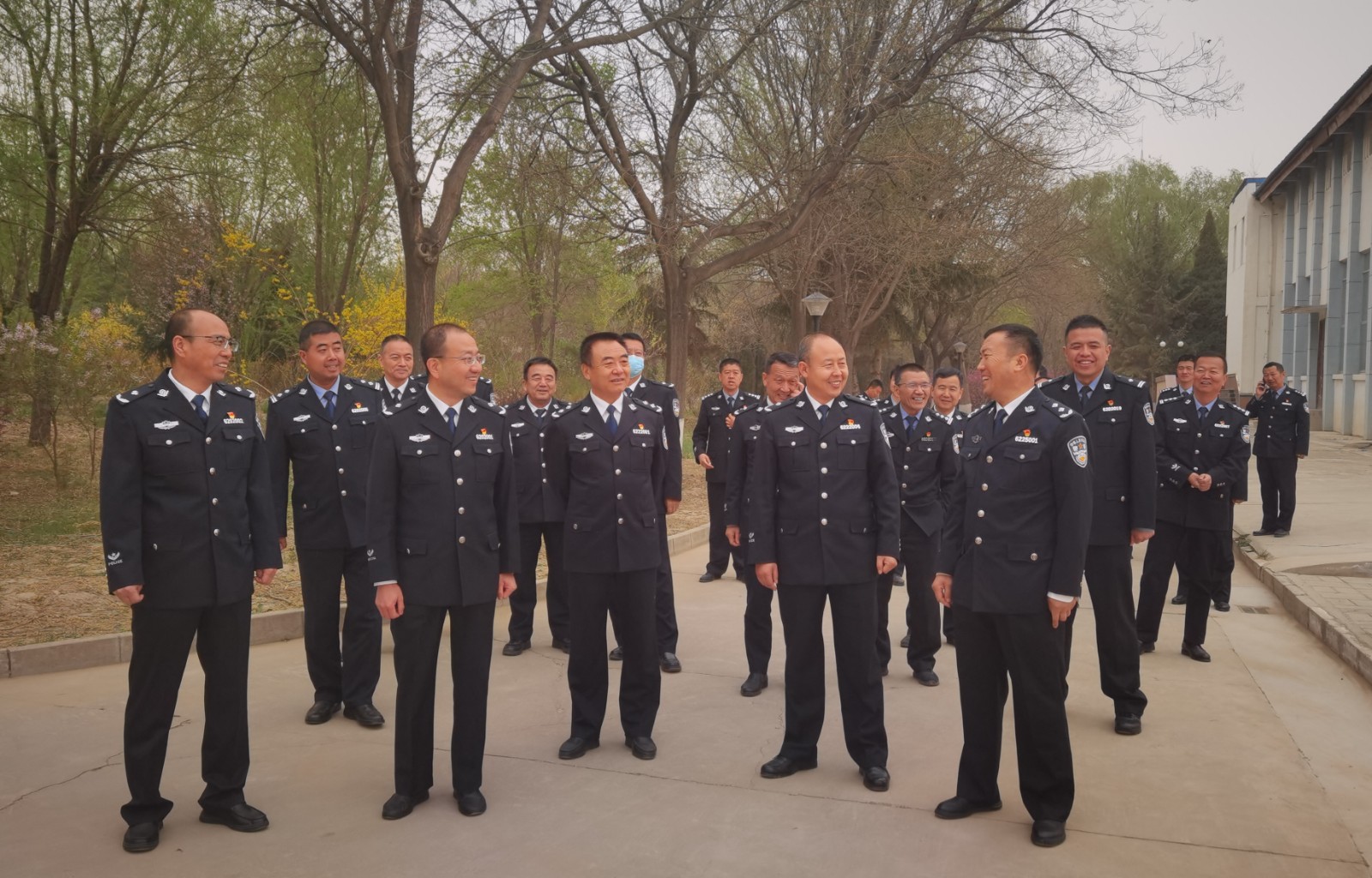 （AqEY,司法周刊612期 组图5）深(22065110)-20230424152707