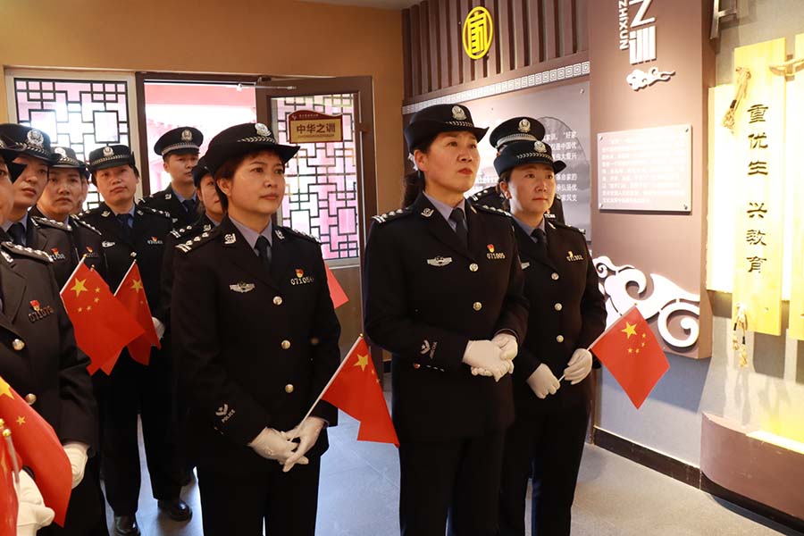 （qEY图片新闻）传承红色基因·牢记青春(22182658)-20230428150631