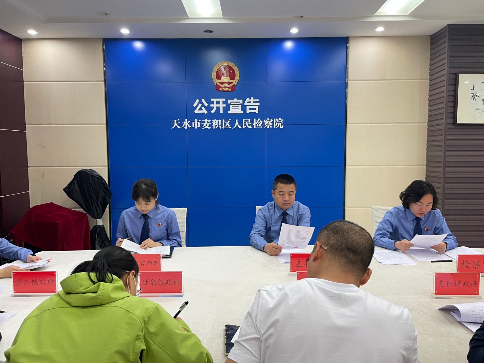 （wAQEY图配文）检察建议留住乡村绿色(22281152)-20230508173554