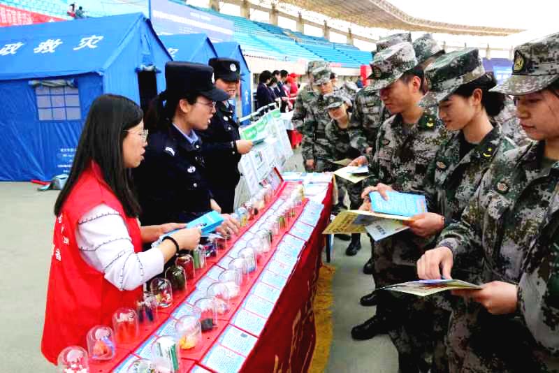 （QYE，图片新闻）禁毒宣传进校园(22547916)-20230517143637