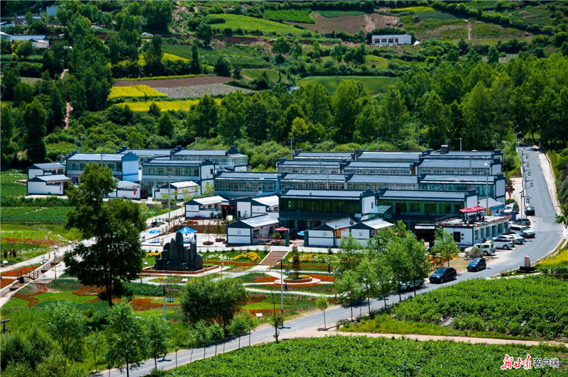 甘南州临潭县八角镇庙花山村.jpg