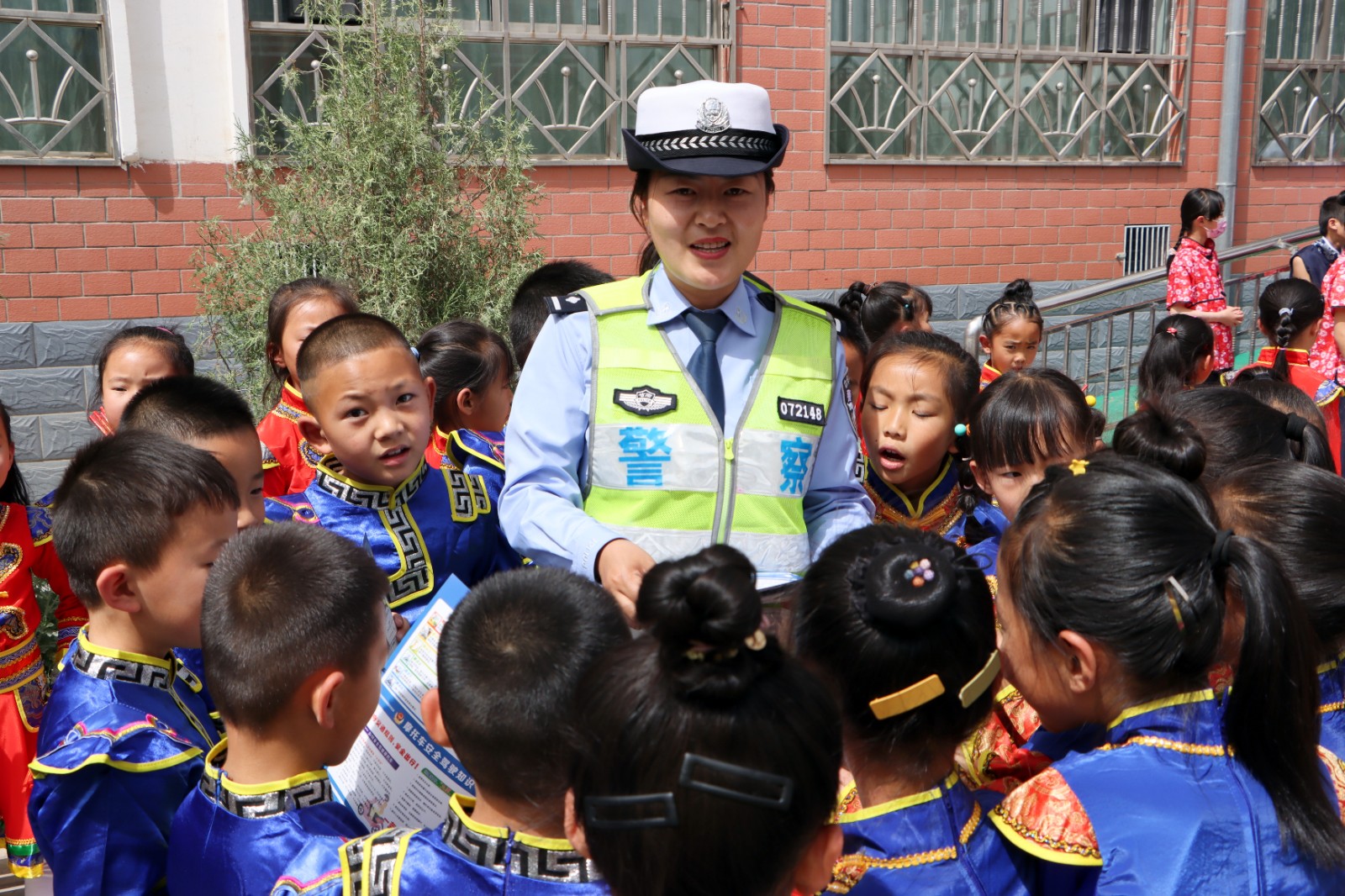 （AqEY图片新闻）山丹交警大队02(22953662)-20230601172422