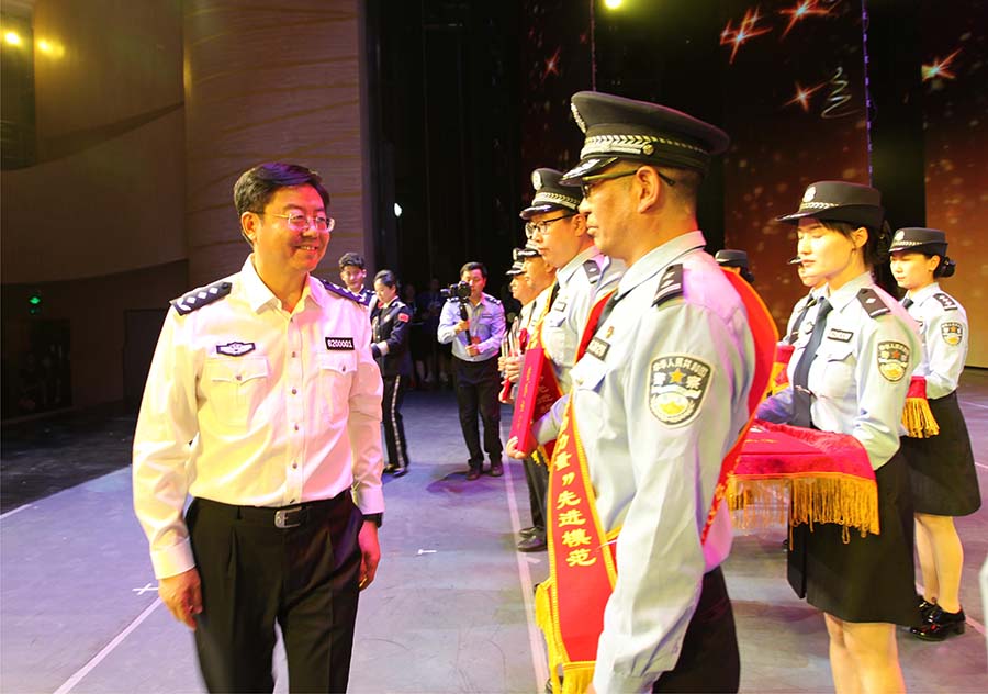 （QYE 大墙内外523期 组图1）汇聚(23590736)-20230703102916