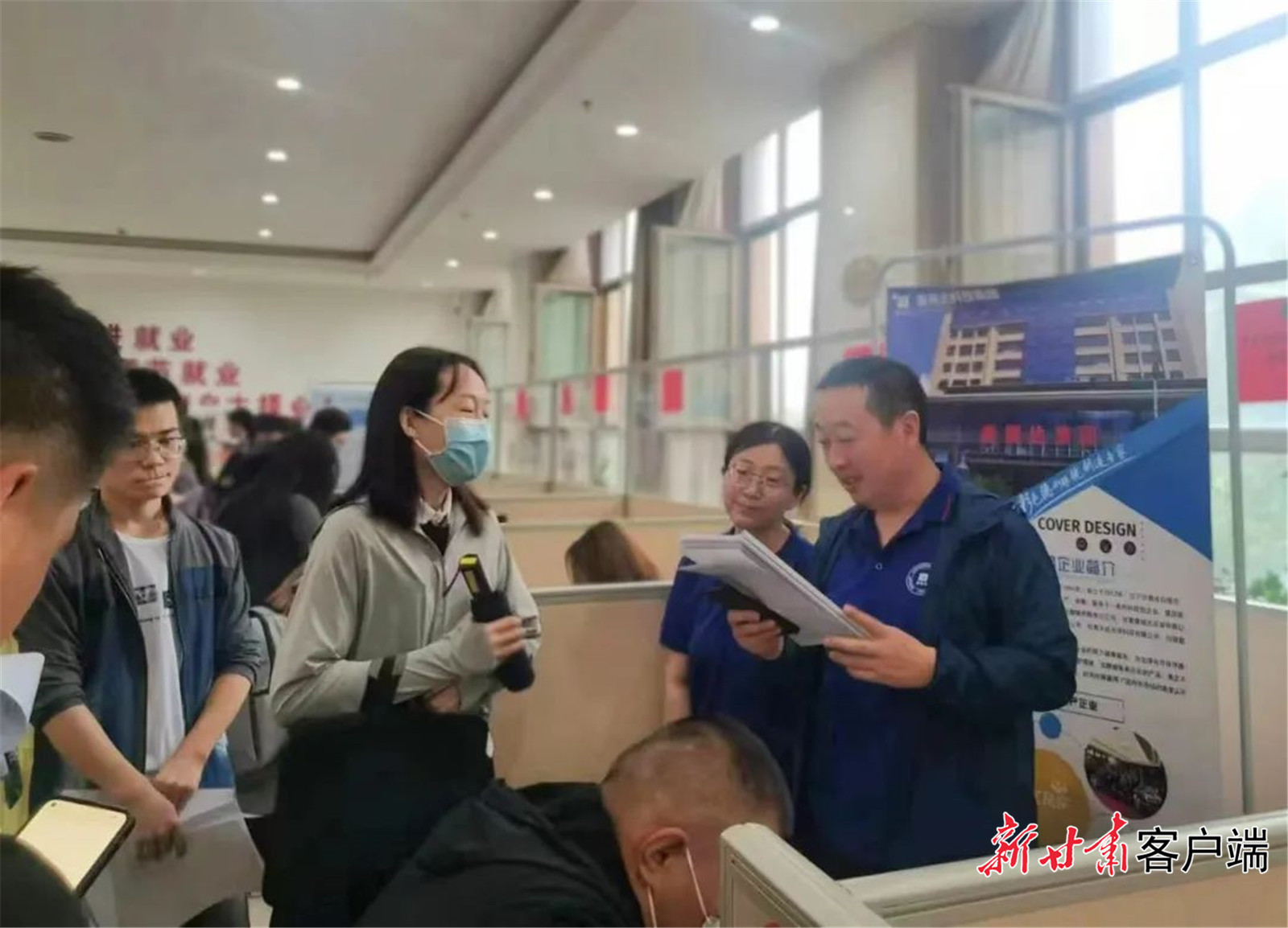 【促进高校毕业生就业创业】白银市举办未就业普通高校毕业生到基层就业专项招聘活动