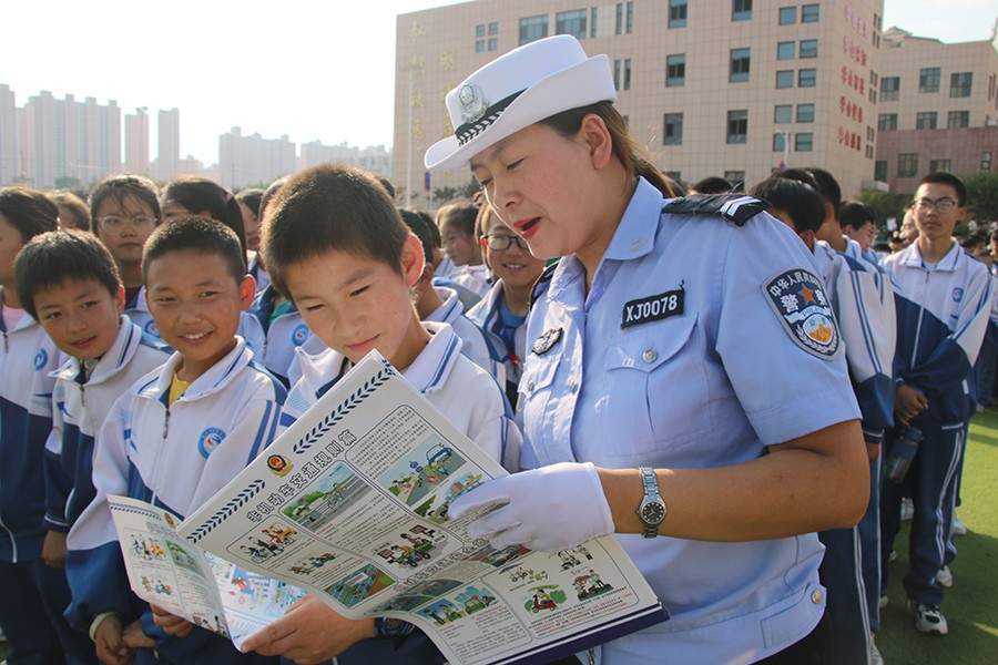 （WAQEY，图片新闻）法治宣传进校园 (25594521)-20230913163852