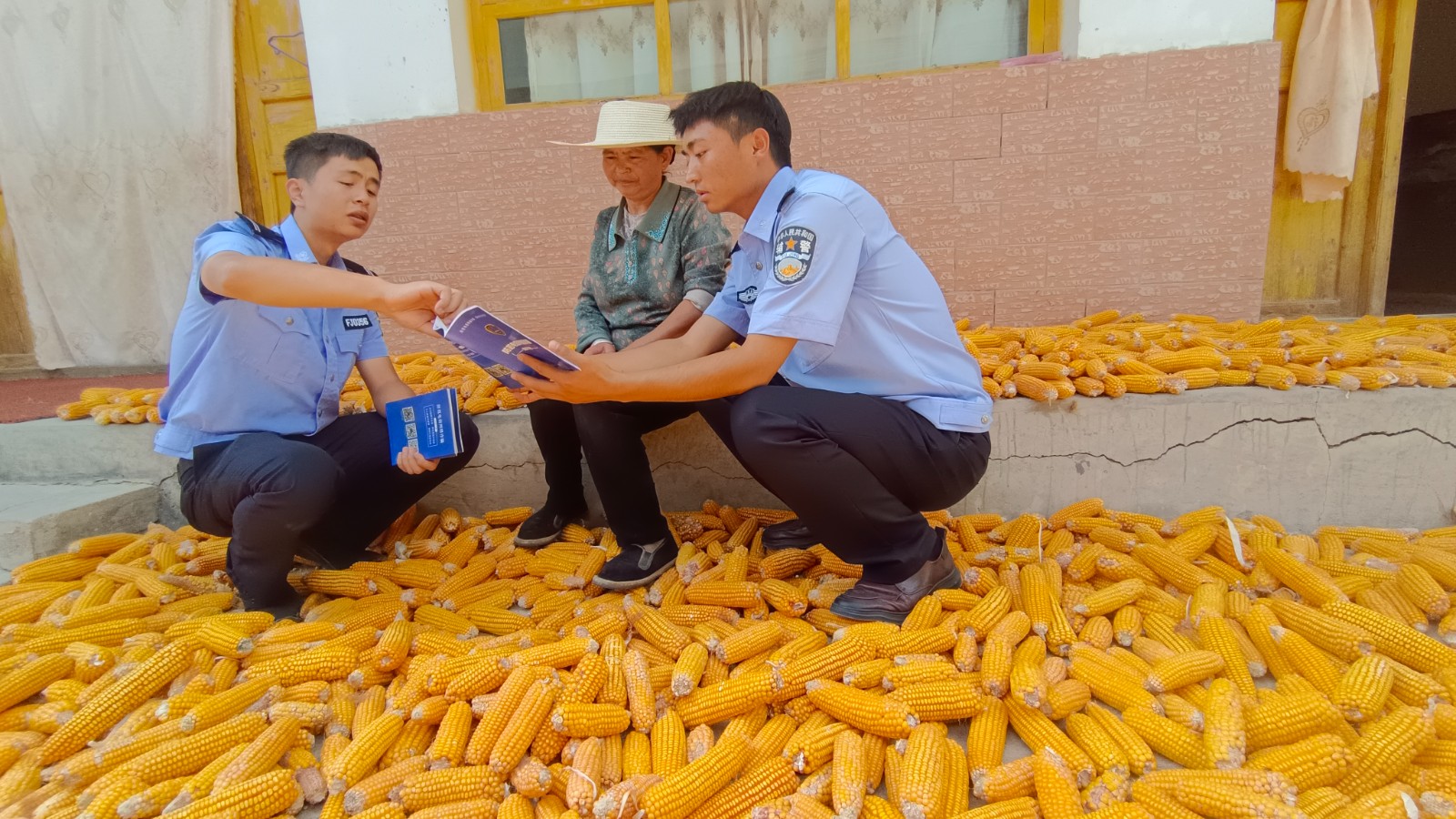 （QY E  图片新闻）防诈宣传进乡村(25678215)-20230917150635
