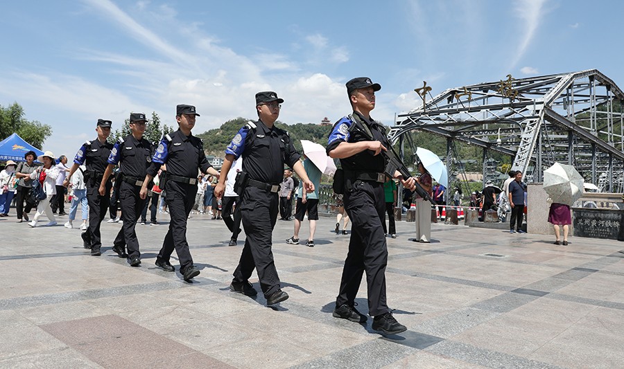 （1_2 QYE配图1）_慎终如始抓落实(26411590)-20231016093409