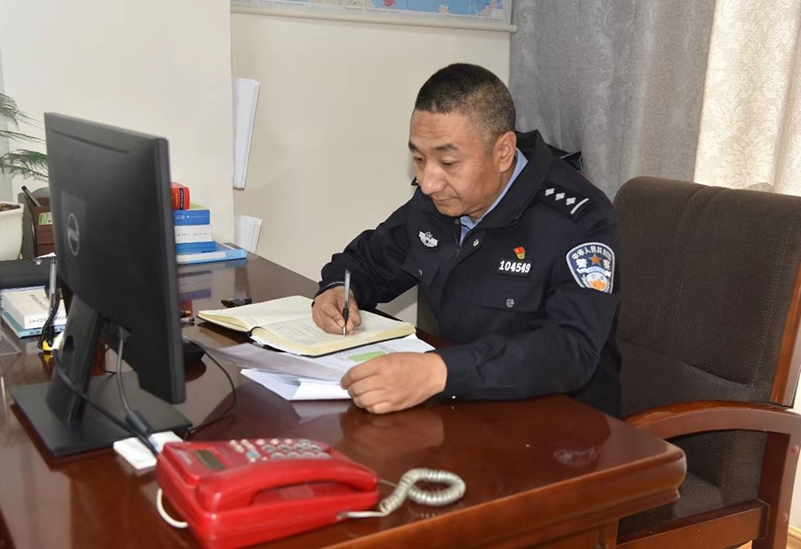 （wAQEY配图1）忠诚践诺守护大夏河畔(26892448)-20231102175427