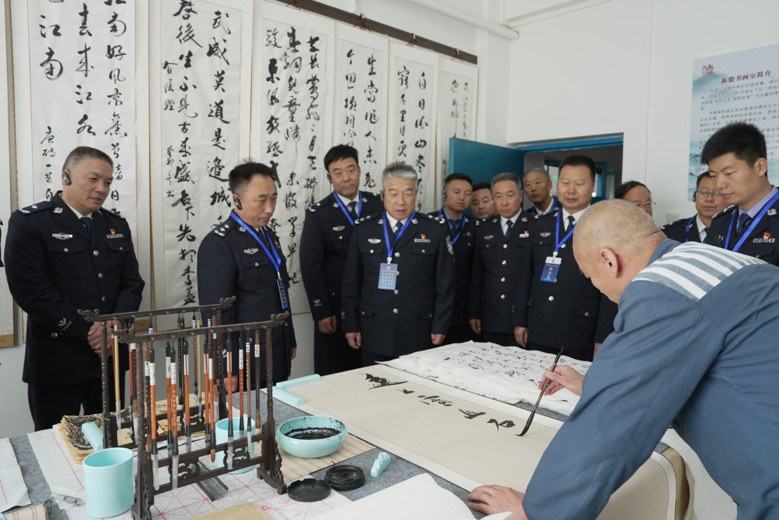 （QYE   大墙内外541期 组图2）(27244119)-20231116102436