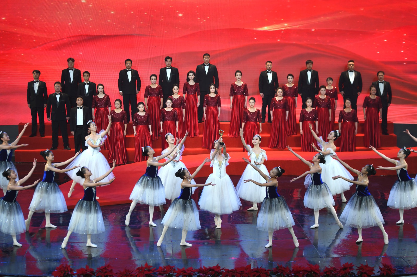 （AqEY，见义勇为  何明霞稿件配图）(27920395)-20231208133013