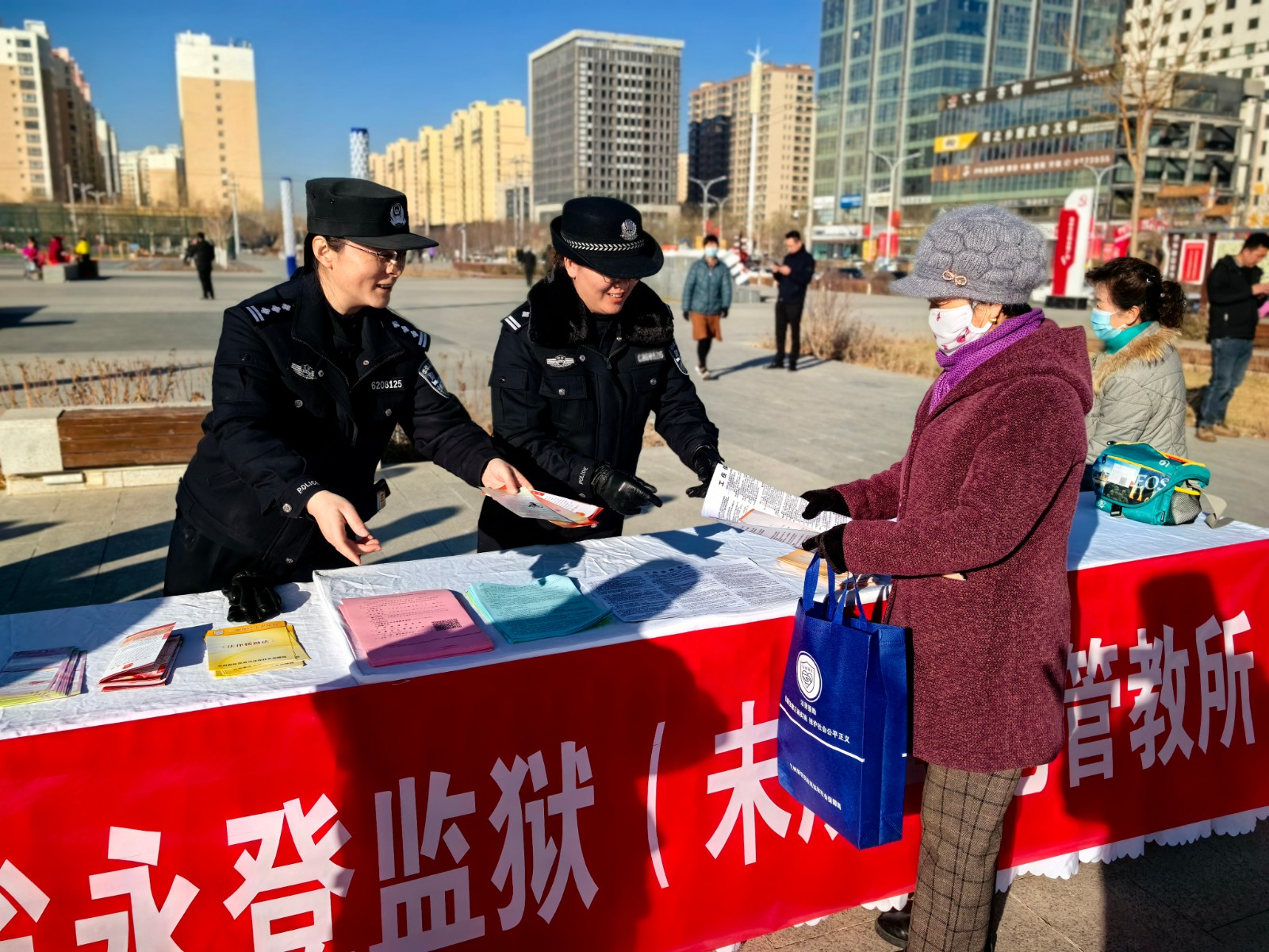 （AQYE 大墙内外544期 组图6）弘(27895107)-20231208165846