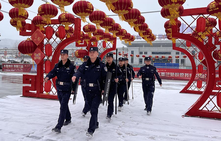 （WQEY 图片新闻）强化巡逻保平安(29875198)-20240225092305
