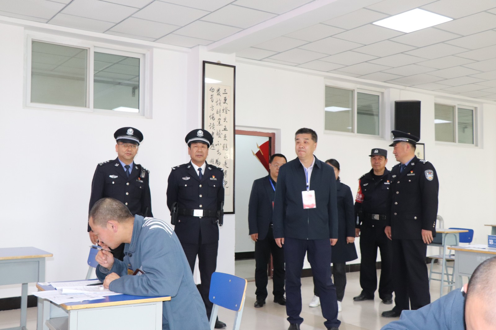 （AqYE 大墙内外563期   配图）(31430662)-20240419150128