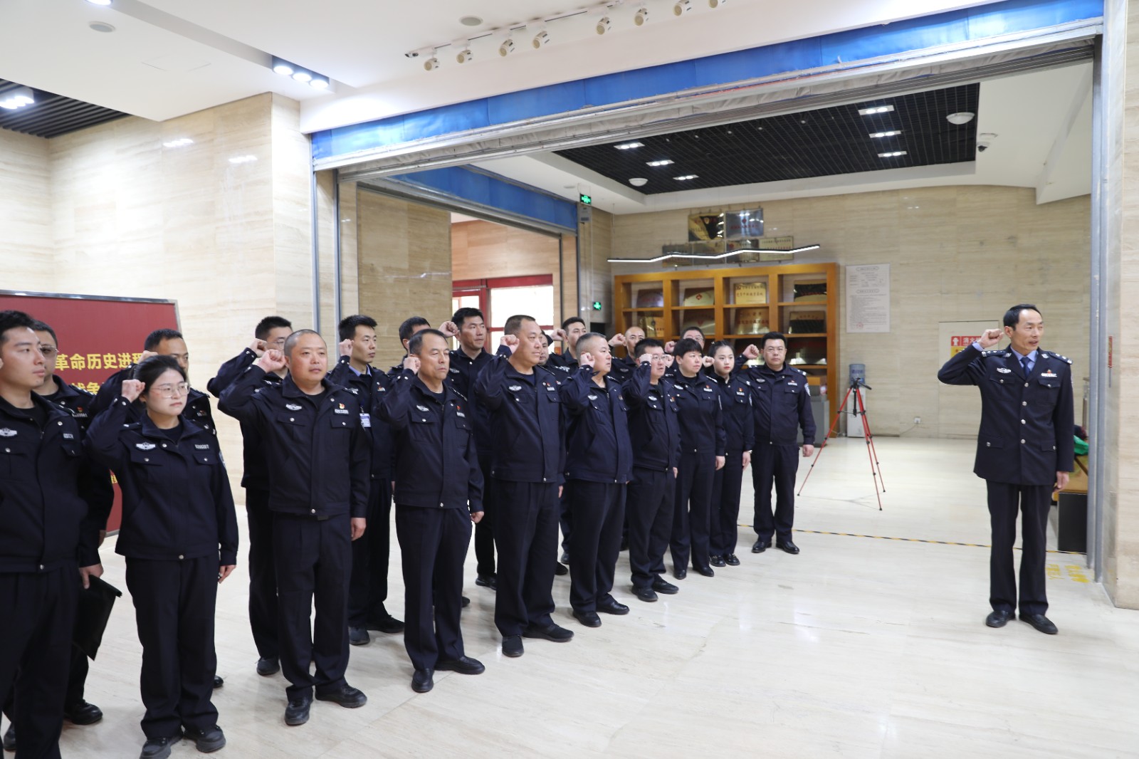 （AqYE大墙内外图片新闻）弘扬革命文化(31553436)-20240427155045