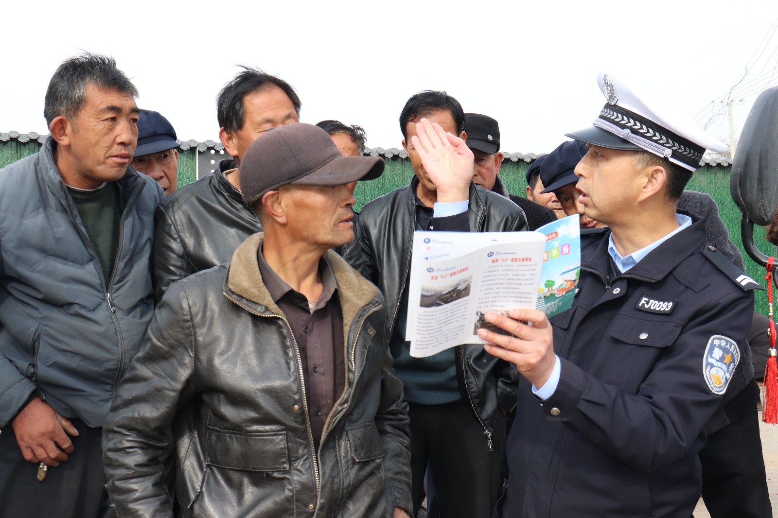 （WAqEY，图片新闻）漳县公安交警开展(31569402)-20240428111220